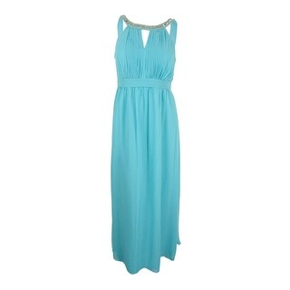 Chic Dresses for Less